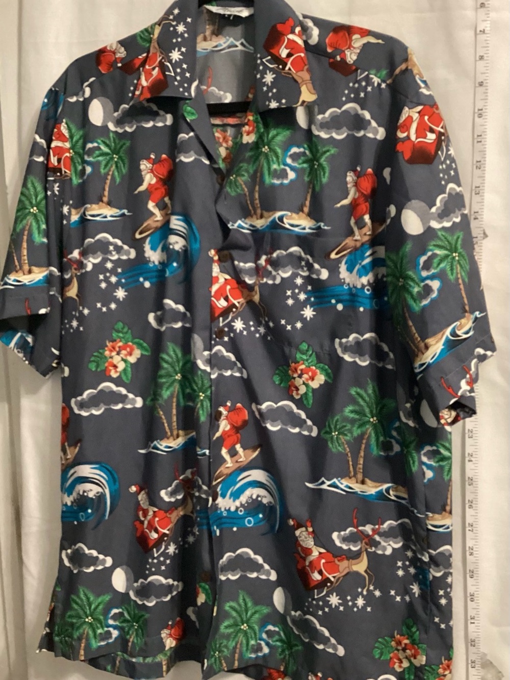Alvish Men SZ L Hawaiian Christmas Santa Graphic Print Short Sleeve Shirt